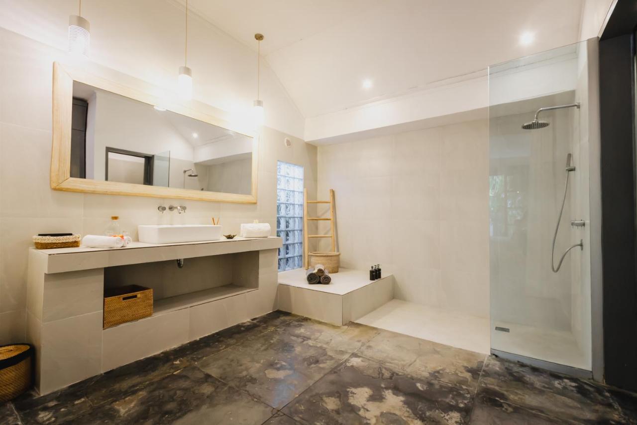 נוסה-למבונגן Indiana Kenanga Boutique Hotel & Spa מראה חיצוני תמונה