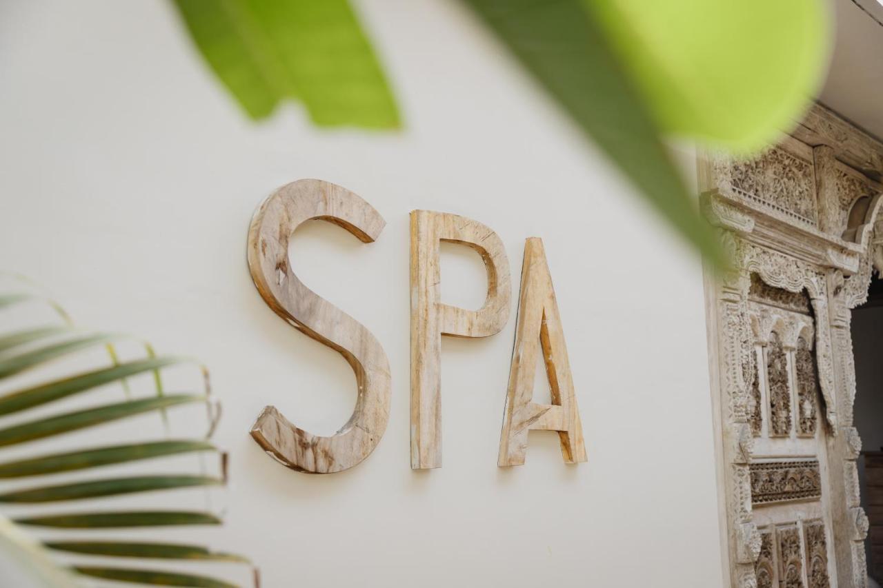 נוסה-למבונגן Indiana Kenanga Boutique Hotel & Spa מראה חיצוני תמונה
