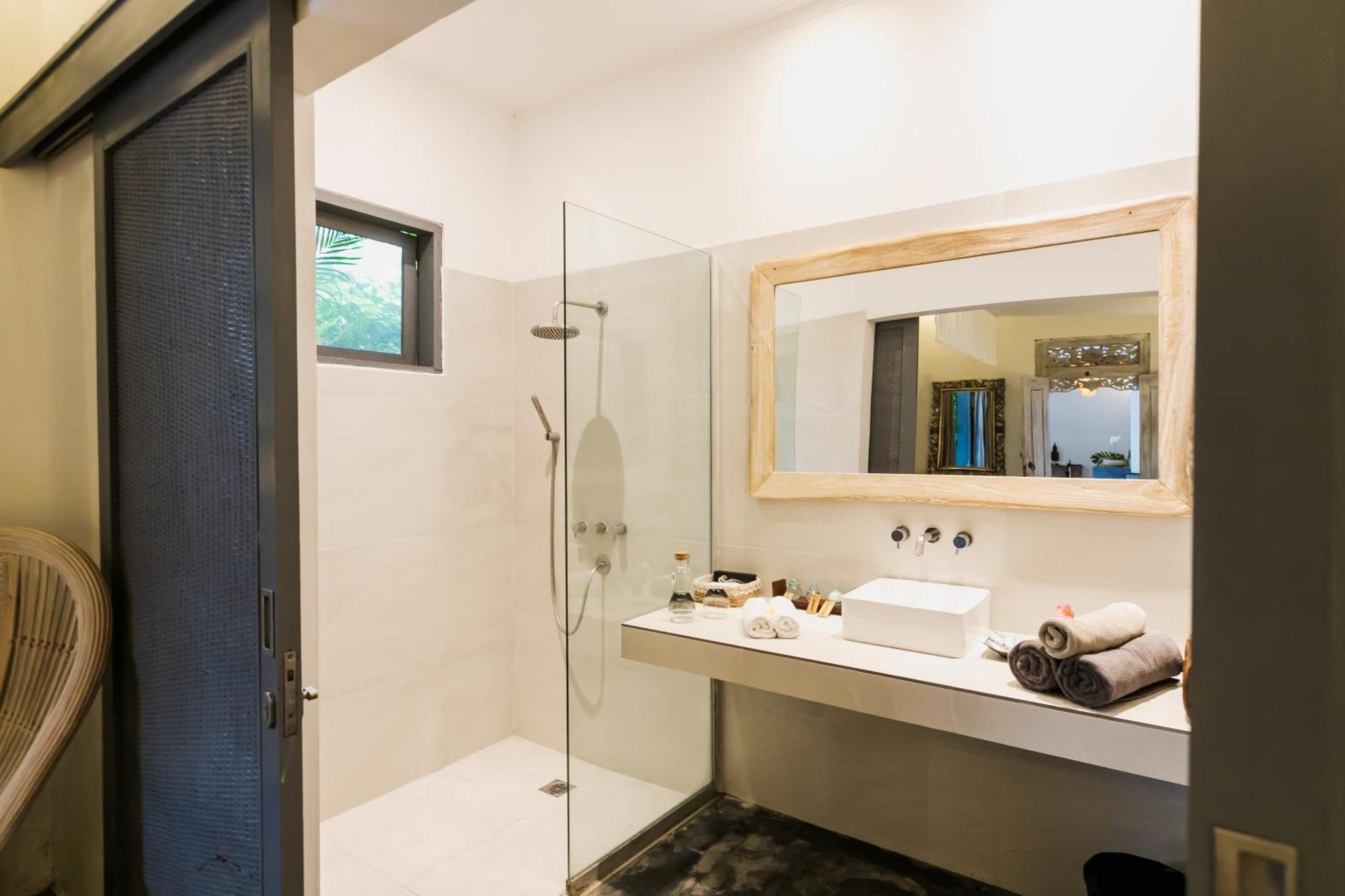 נוסה-למבונגן Indiana Kenanga Boutique Hotel & Spa חדר תמונה